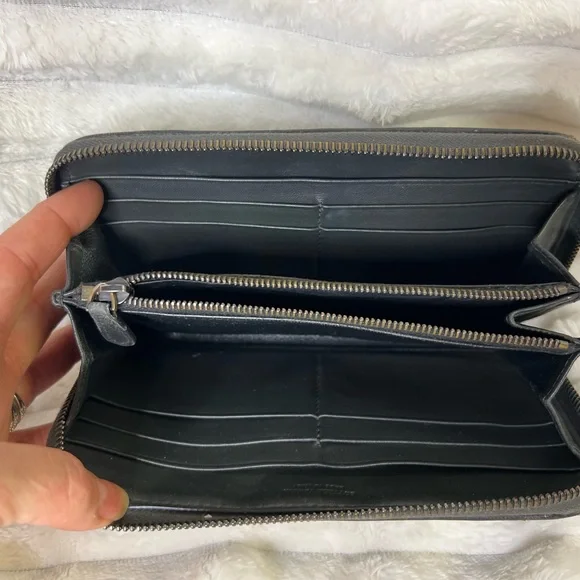 Bottega Veneta Authentic Zip Around Black Woven Long Leather Wallet - Picture 8 of 12